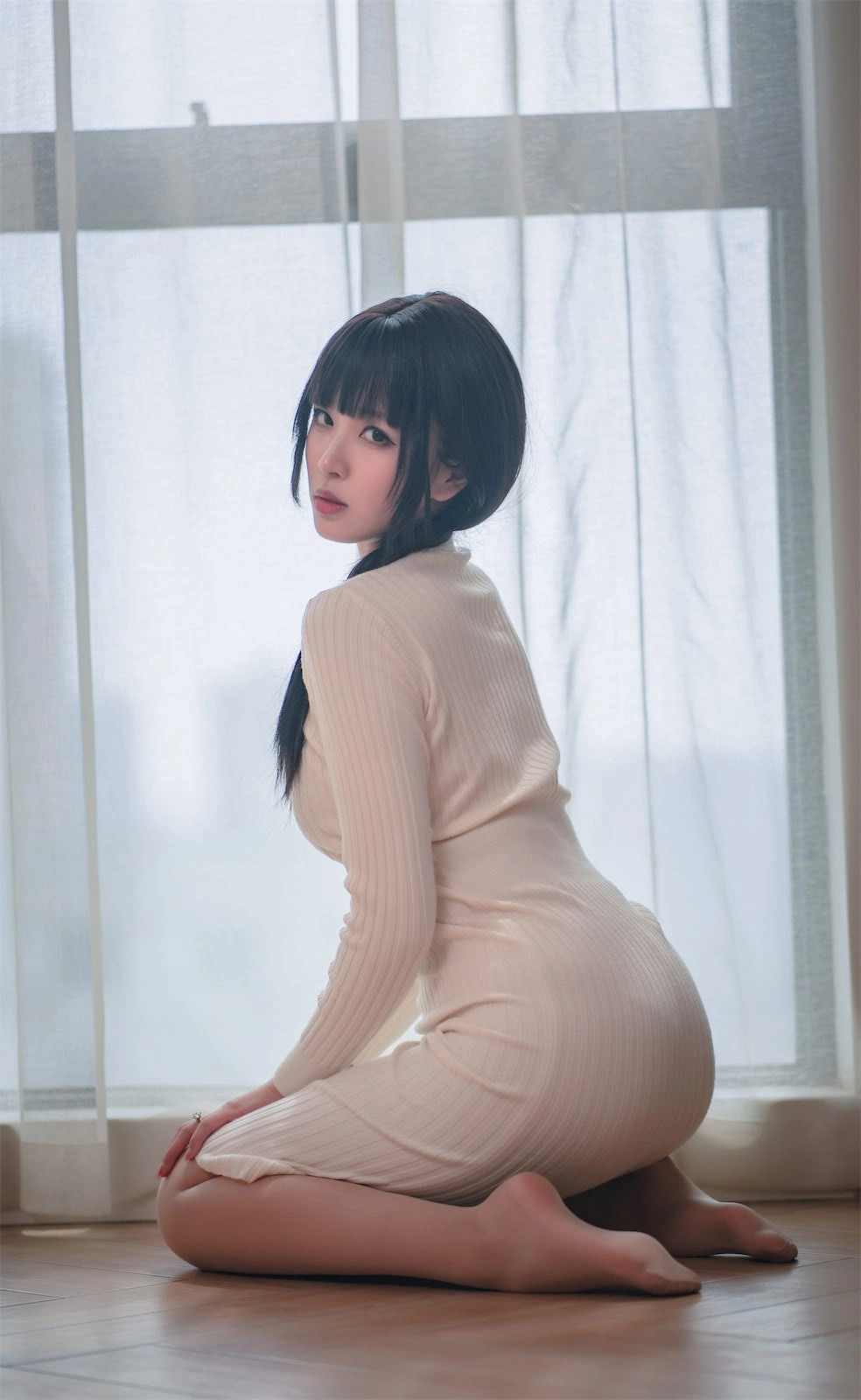 轩萧学姐 - 肉丝家妻