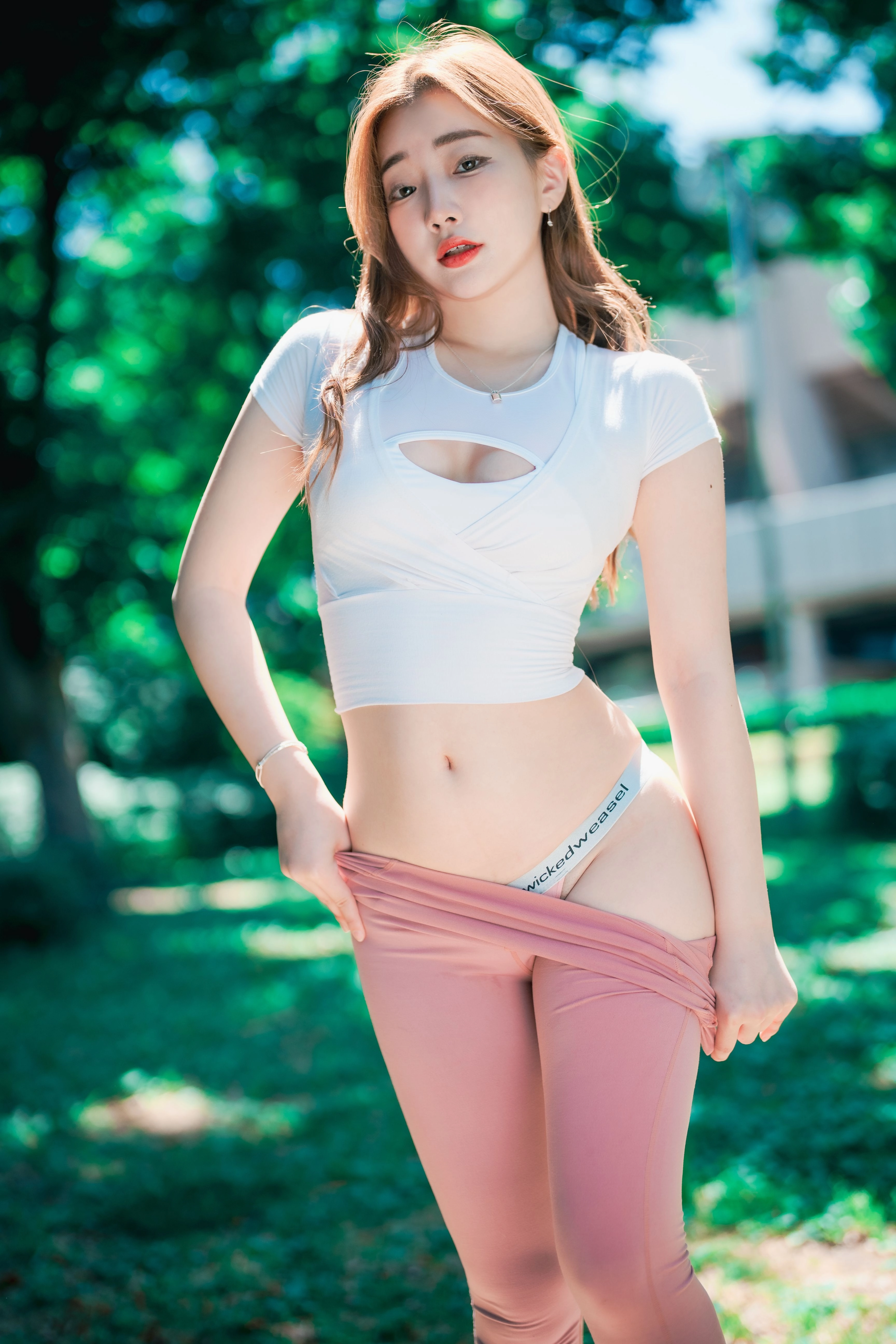 Newbom - Loose and Tight Camo Pink（HD）