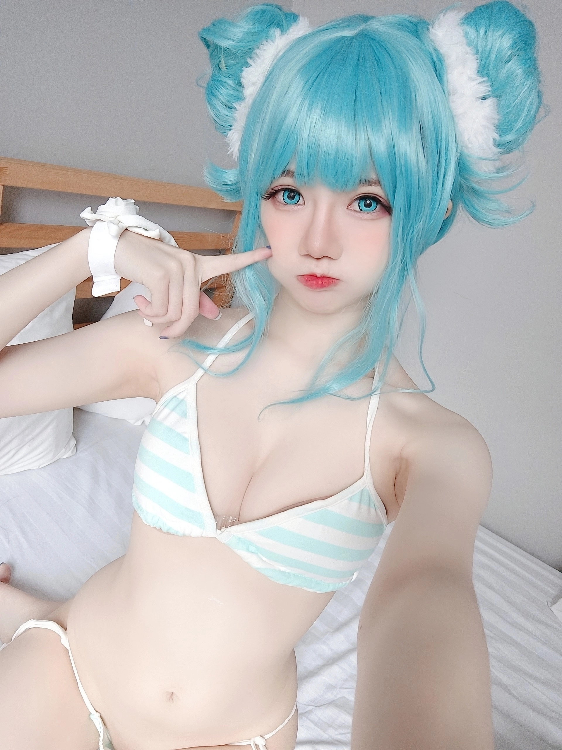 Sally Dorasnow - Miku Bikini