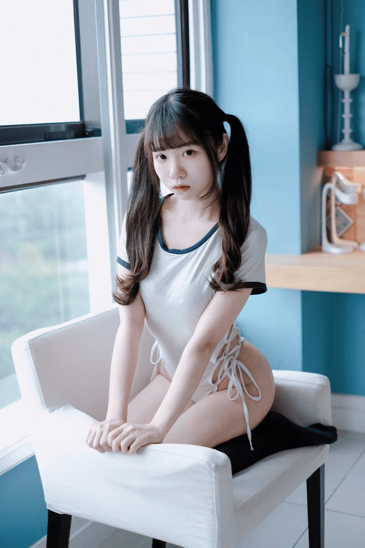 可可小白兔 - 體操服の女學生🐰